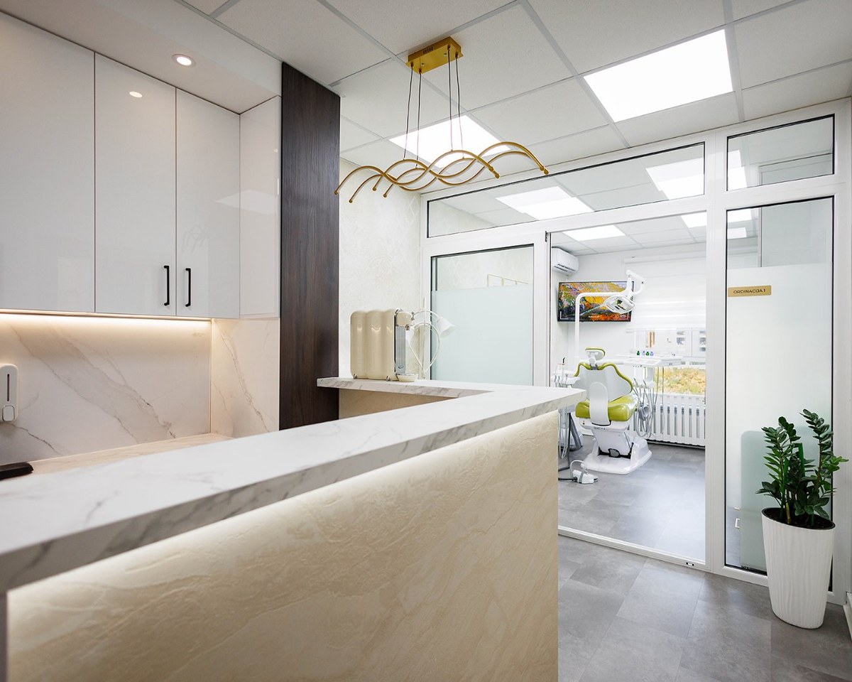 Recepcija stomatološke ordinacije Sano Dental & Aesthetic u Kragujevcu
